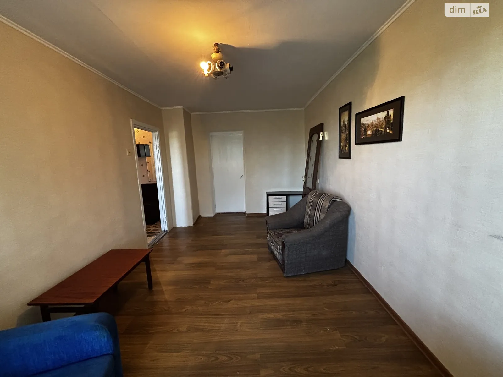 Продается 2-комнатная квартира 48 кв. м в Сутисках, ул. Гагарина, 4 - фото 1