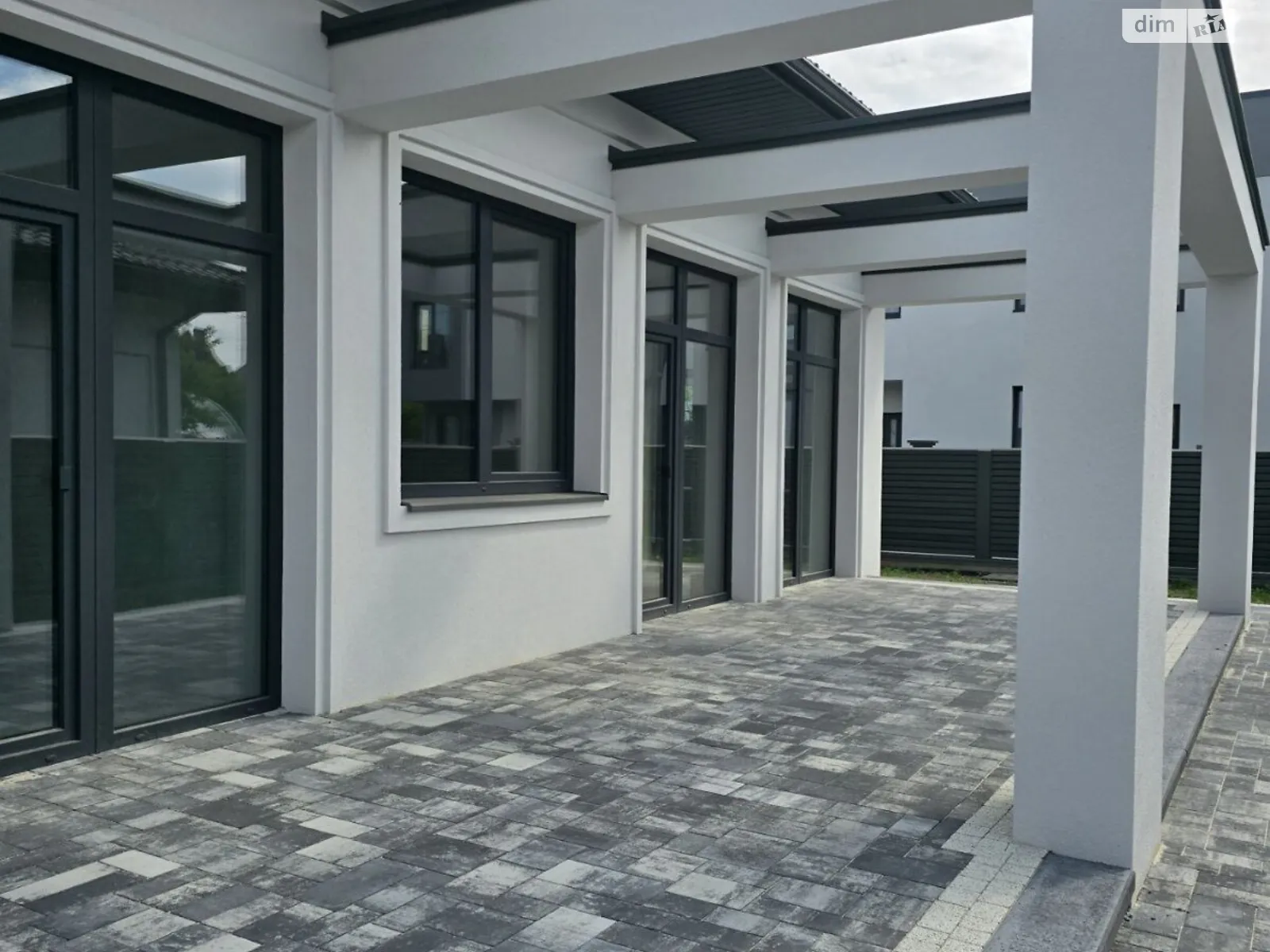Продается одноэтажный дом 135 кв. м с мебелью, цена: 215000 $ - фото 1