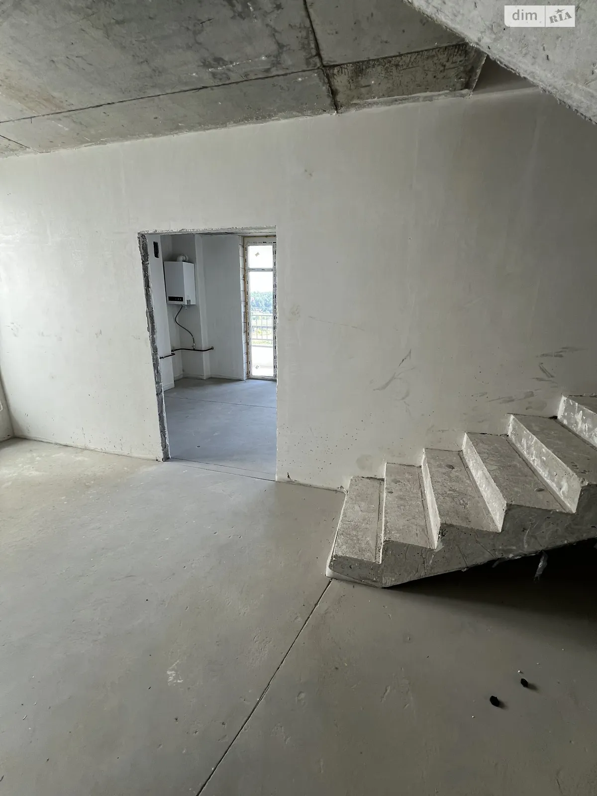 Продается 3-комнатная квартира 90 кв. м в Ирпене, ул. Ольги Кобылянской(Достоевского), 15 - фото 1