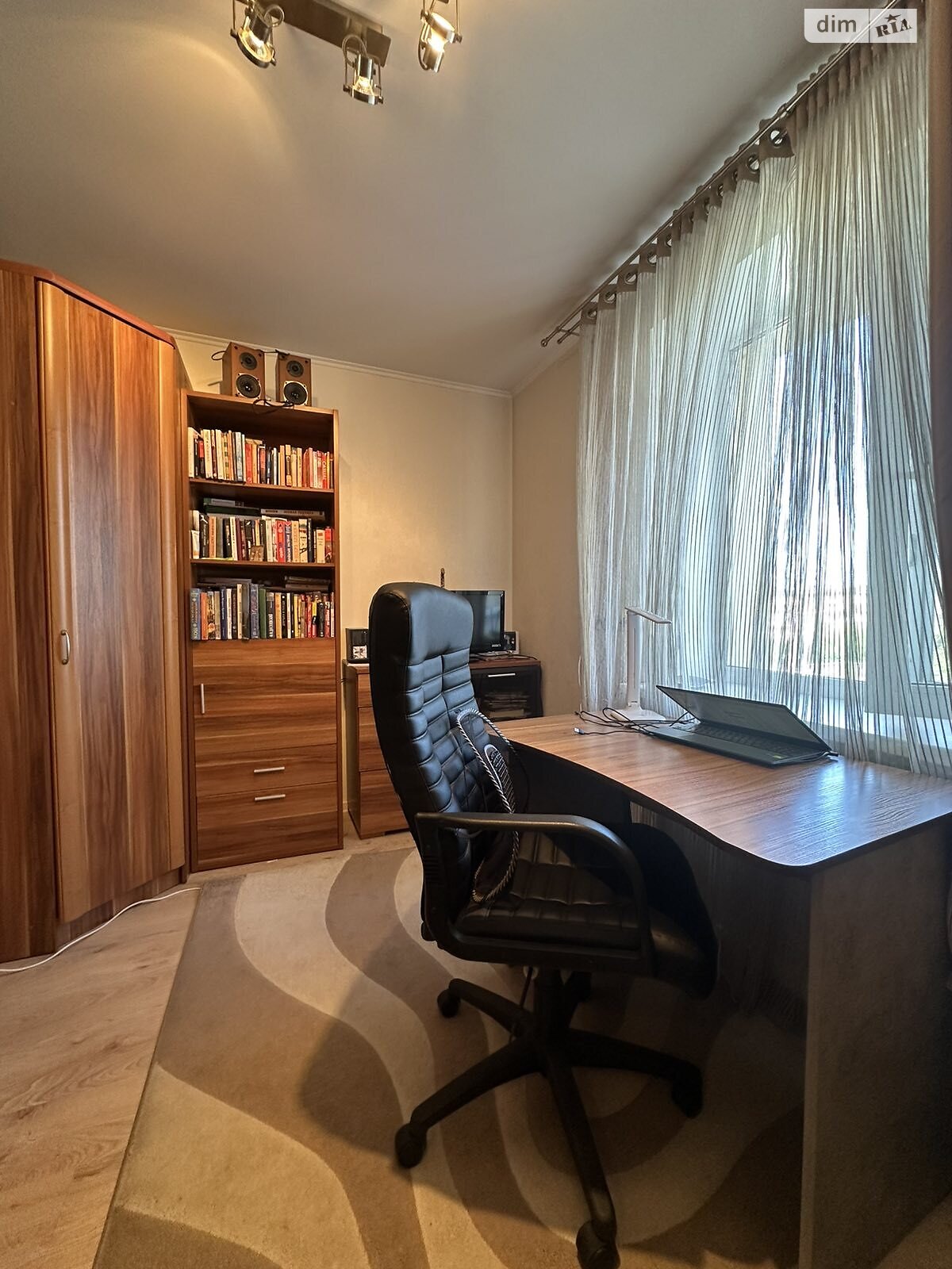 Прев'ю фото 2