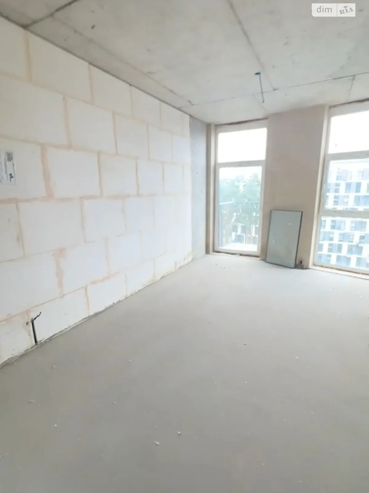 Продается 3-комнатная квартира 84 кв. м в Гостомеле, пер. Богдана Ступки, 3 - фото 1