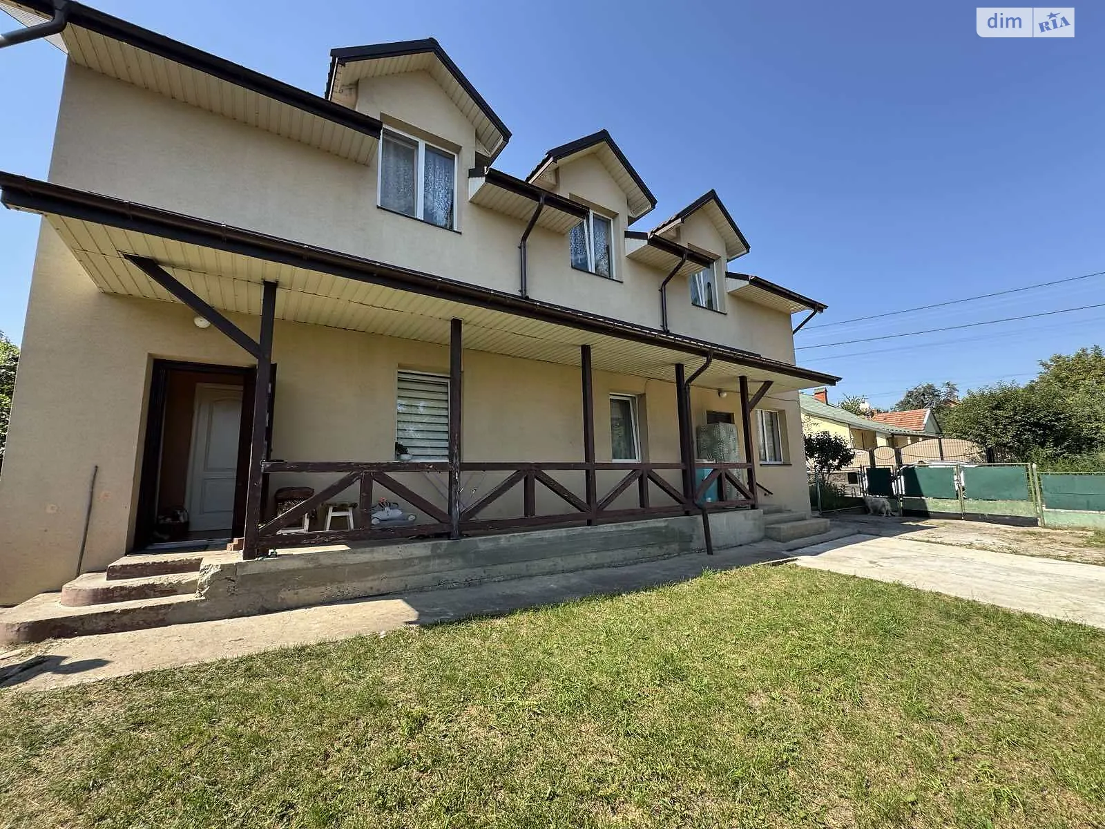 Продается дом на 2 этажа 189 кв. м с верандой, цена: 150000 $ - фото 1