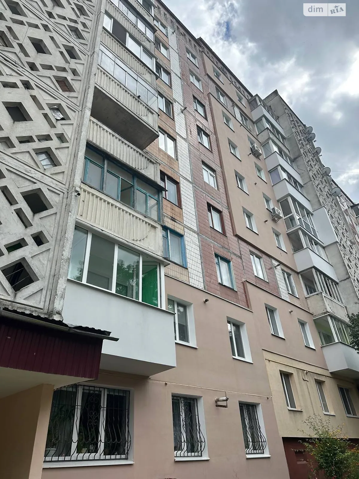 3-кімнатна квартира 62 кв. м у Тернополі, вул. Вербицького Михайла, 4 - фото 1