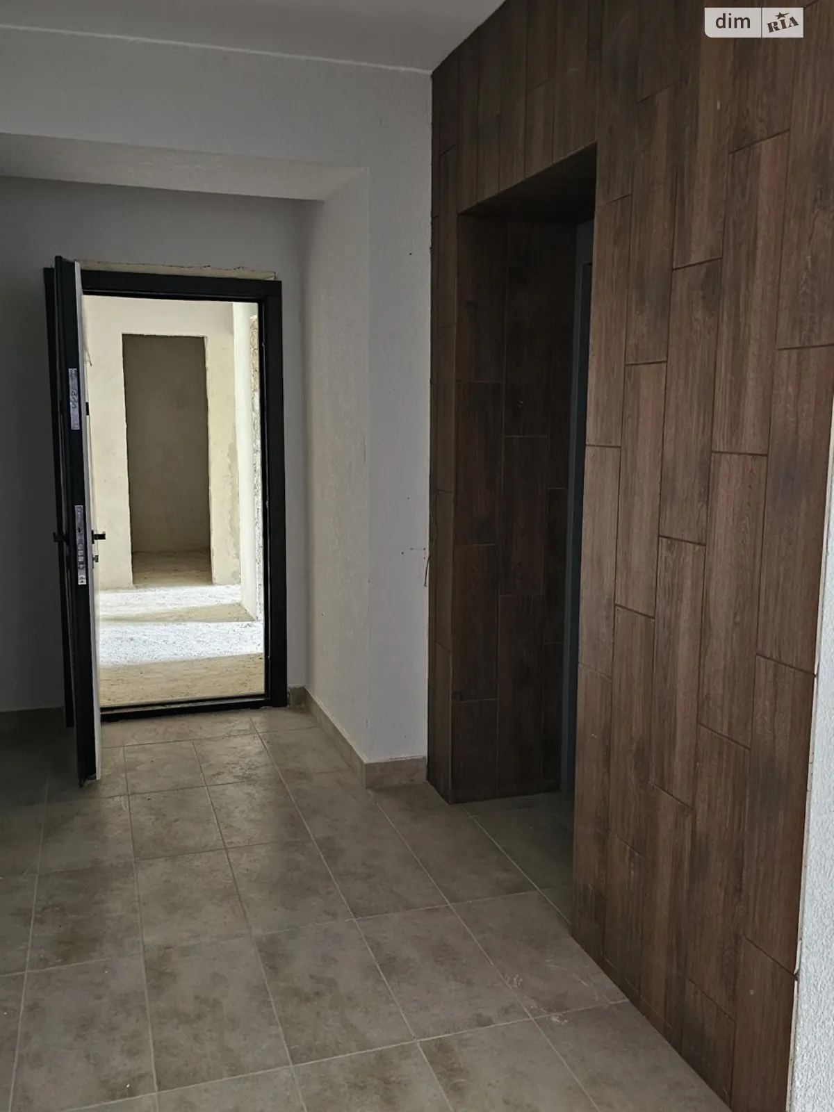 Продается 3-комнатная квартира 75.79 кв. м в Ивано-Франковске, ул. Ленкавского - фото 1