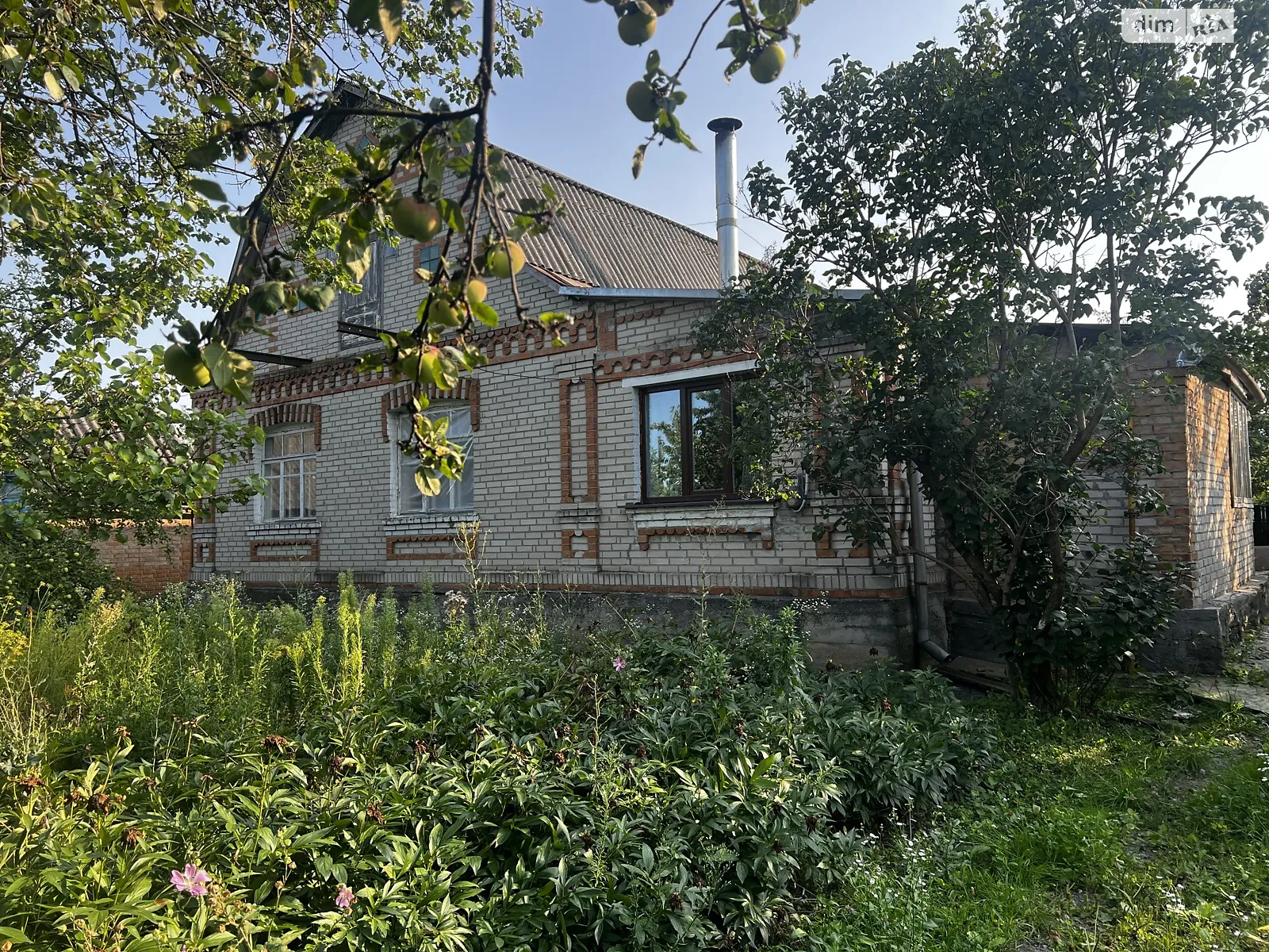 Продається одноповерховий будинок 95.5 кв. м з гаражем, цена: 67000 $ - фото 1