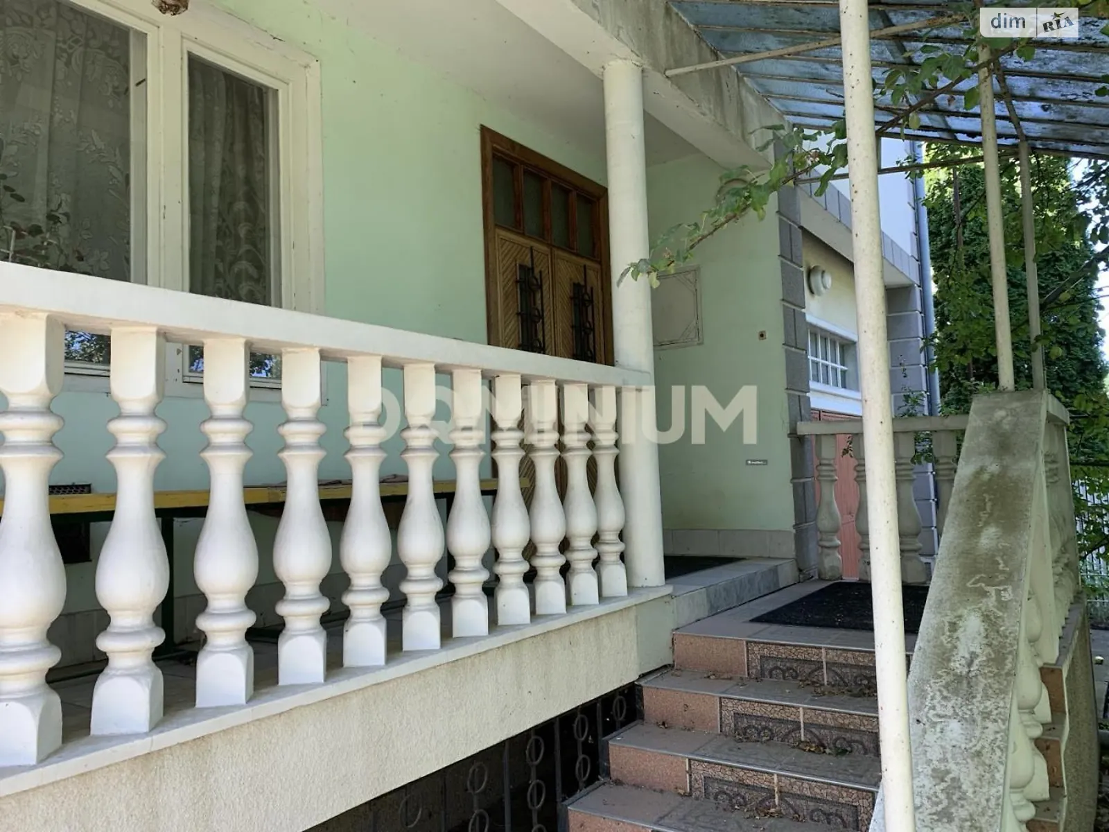 Продается дом на 2 этажа 250 кв. м с садом, цена: 99000 $ - фото 1