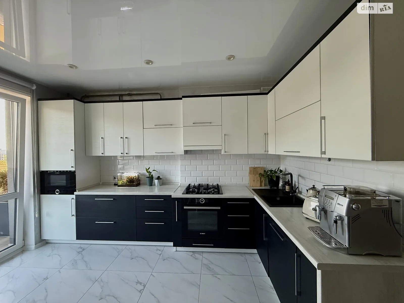 Продается 2-комнатная квартира 73.5 кв. м в Ровно, ул. Черновола Вячеслава, 89Ж - фото 1