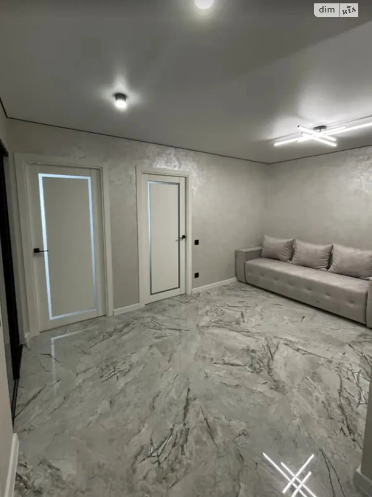 2-комнатная квартира 55 кв. м в Тернополе, ул. Смакулы, 5 - фото 1