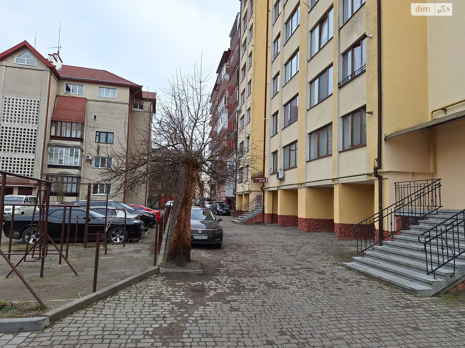 Продается 2-комнатная квартира 80 кв. м в Ивано-Франковске, ул. Тараса Шевченко - фото 1