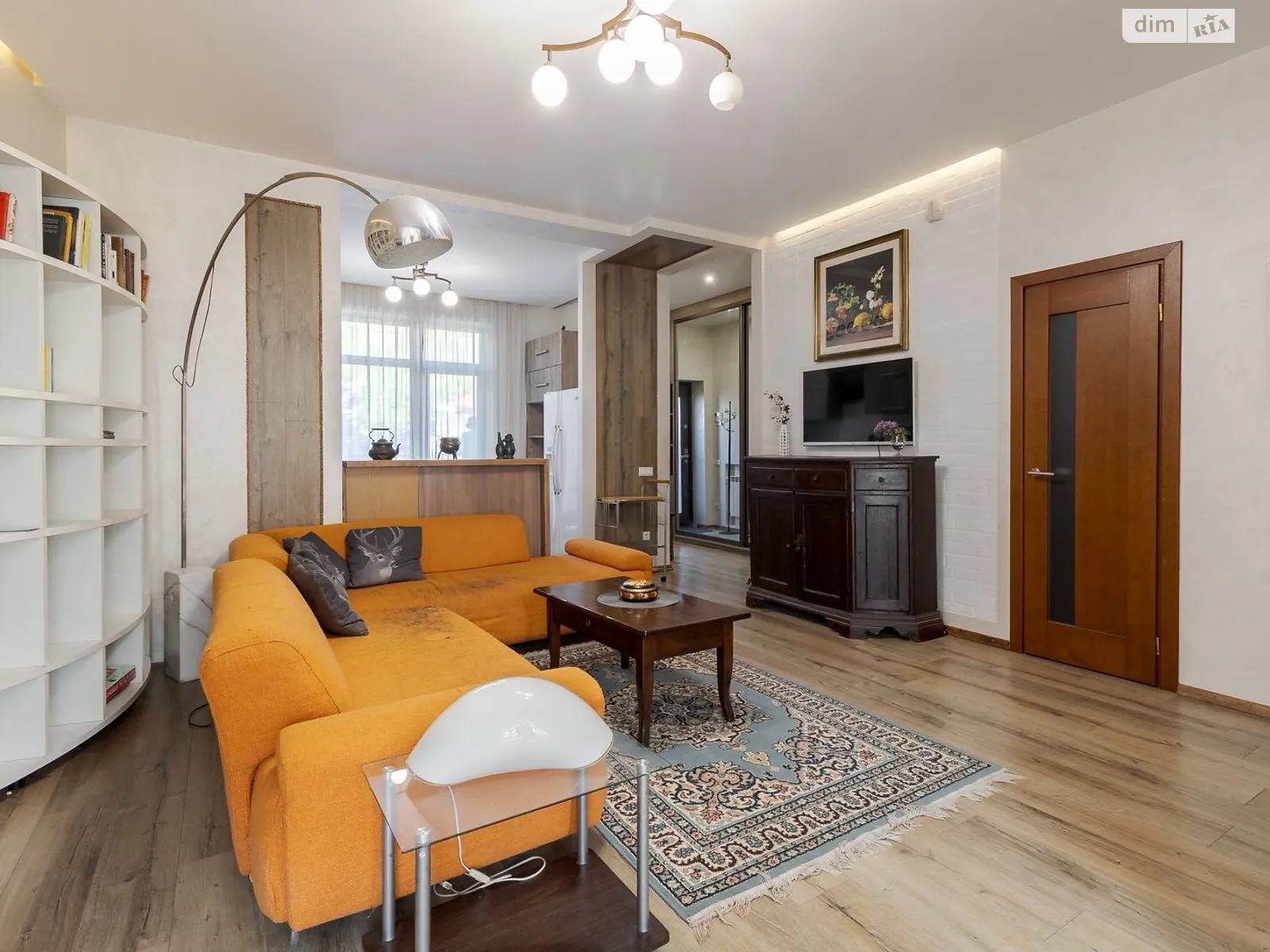 Сдается в оренду частина будинку 105 кв. м з терасою, цена: 900 € - фото 1