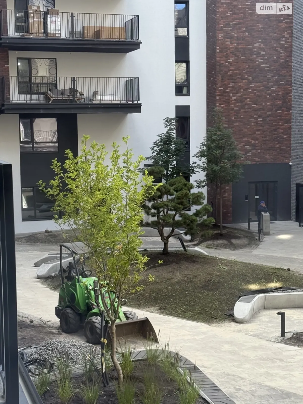 Продається 2-кімнатна квартира 85 кв. м у Ірпені, вул. Літературна(Чехова), 1В - фото 1