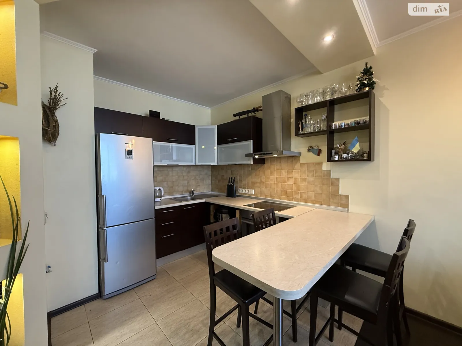 Продается 1-комнатная квартира 57 кв. м в Киеве, ул. Вышгородская, 45А/2 - фото 1