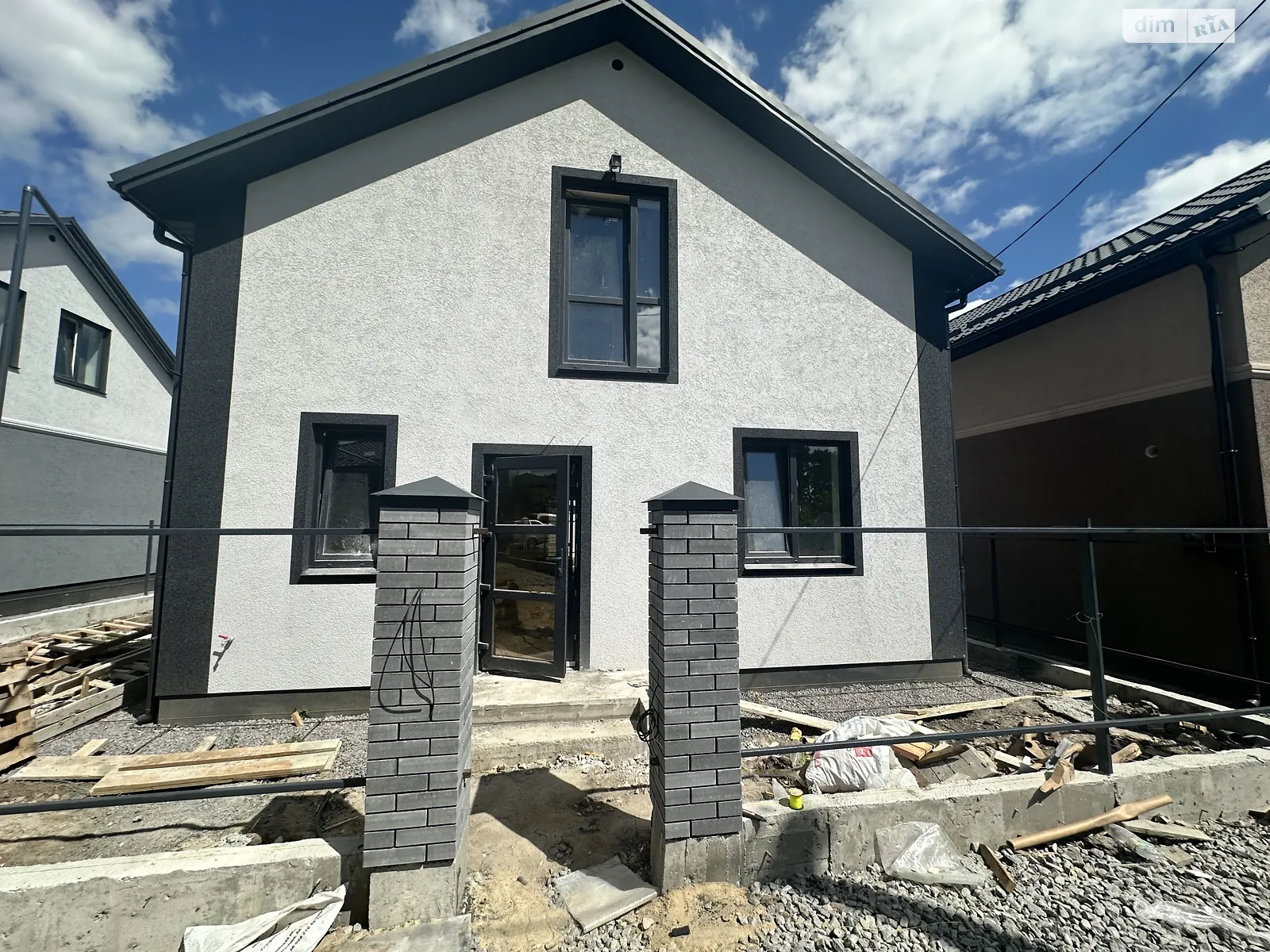 Продается дом на 2 этажа 110 кв. м с террасой, цена: 82999 $ - фото 1