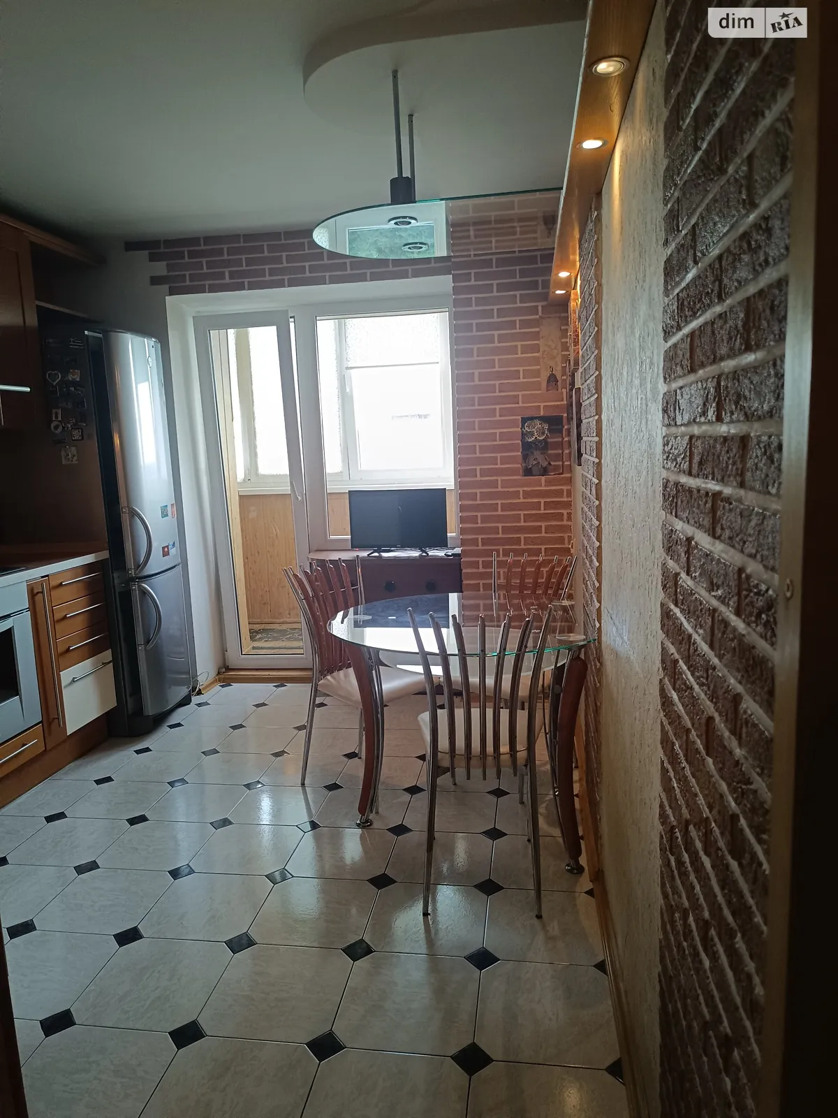 Продается 2-комнатная квартира 57.2 кв. м в Чернигове, просп. Победы - фото 1