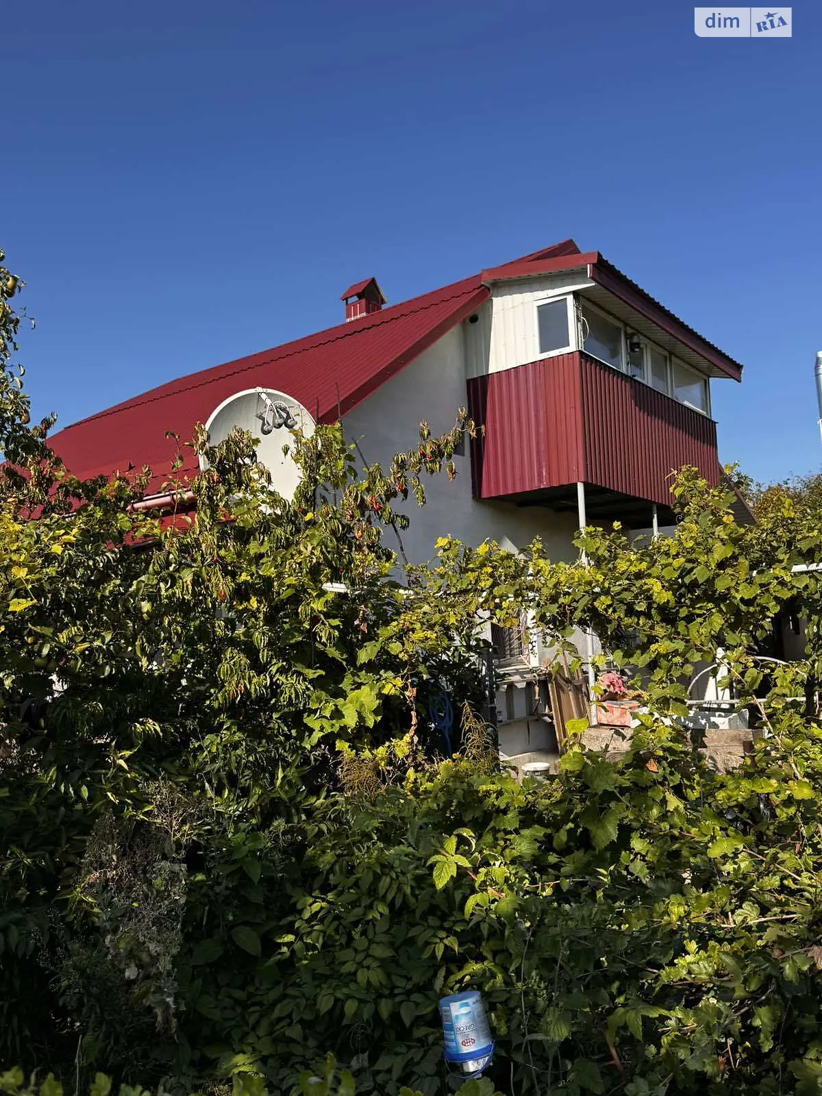 Продается дом на 2 этажа 160 кв. м с садом, цена: 70000 $ - фото 1