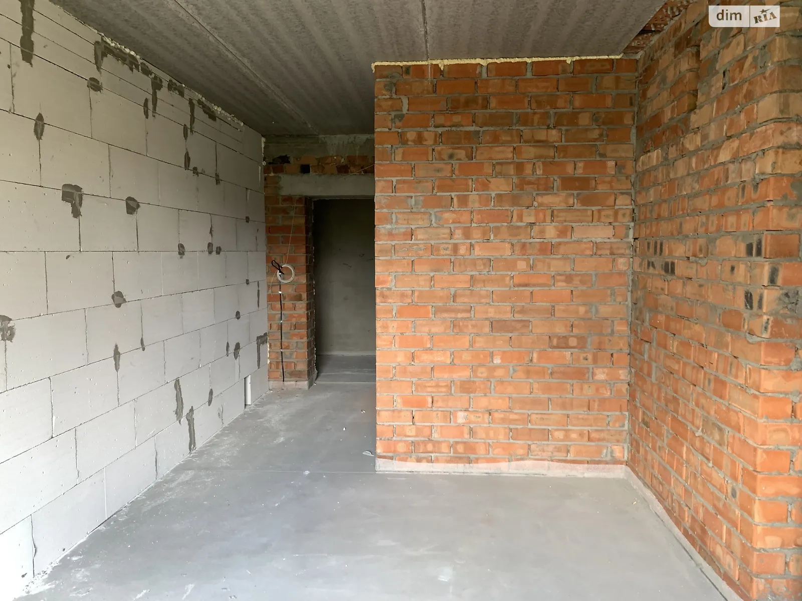 Продается 1-комнатная квартира 20.42 кв. м в Гостомеле, ул. Мирная, 3Д - фото 1