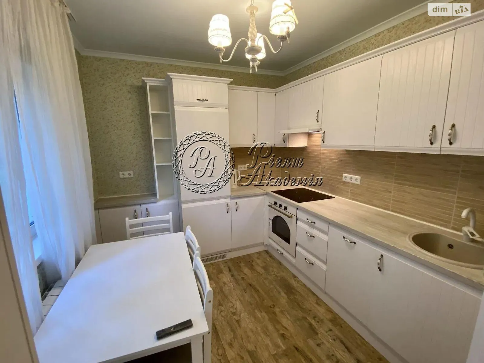 Сдается в аренду дом на 2 этажа 90 кв. м с камином, цена: 37000 грн - фото 1