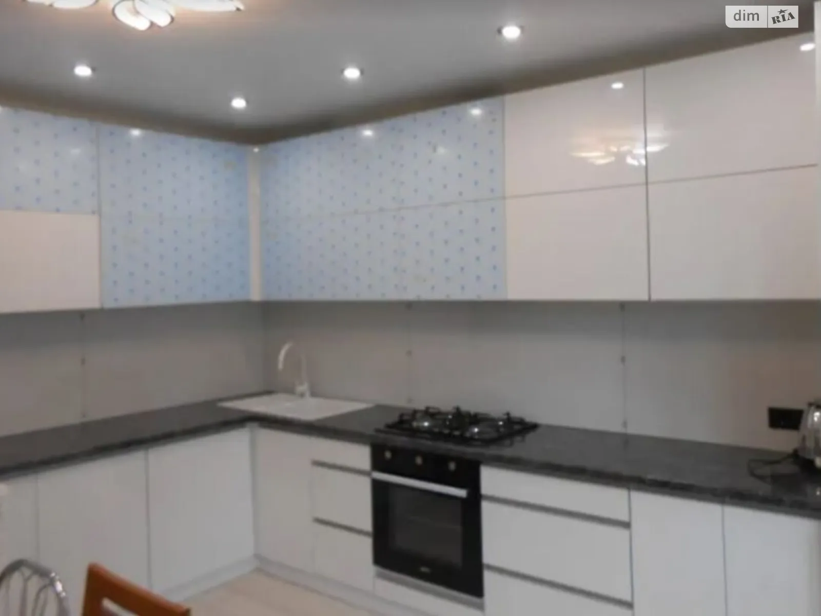 Продается 3-комнатная квартира 97 кв. м в Хмельницком, просп. Мира - фото 1