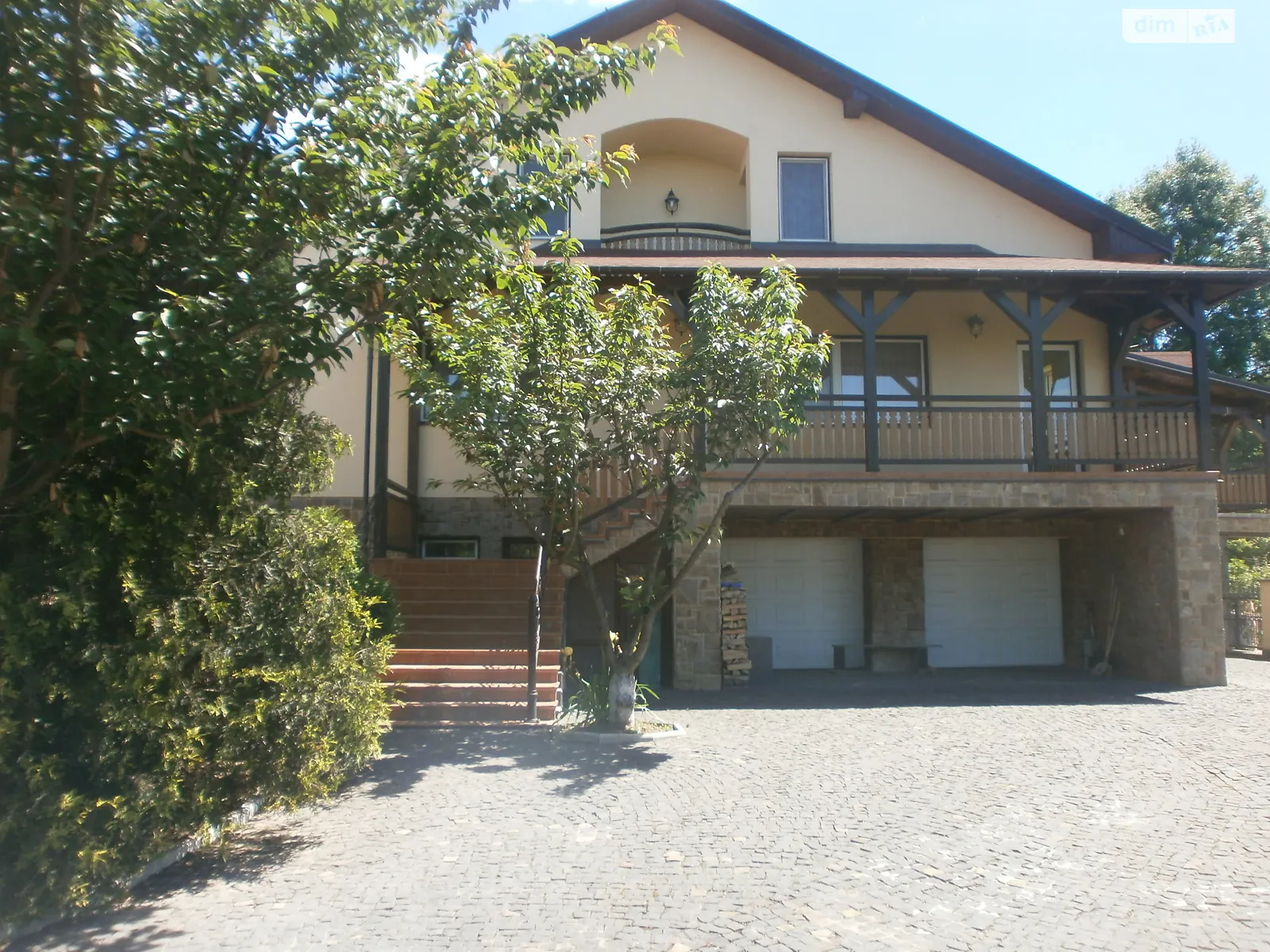Продается дом на 2 этажа 467 кв. м с участком, цена: 330000 $ - фото 1