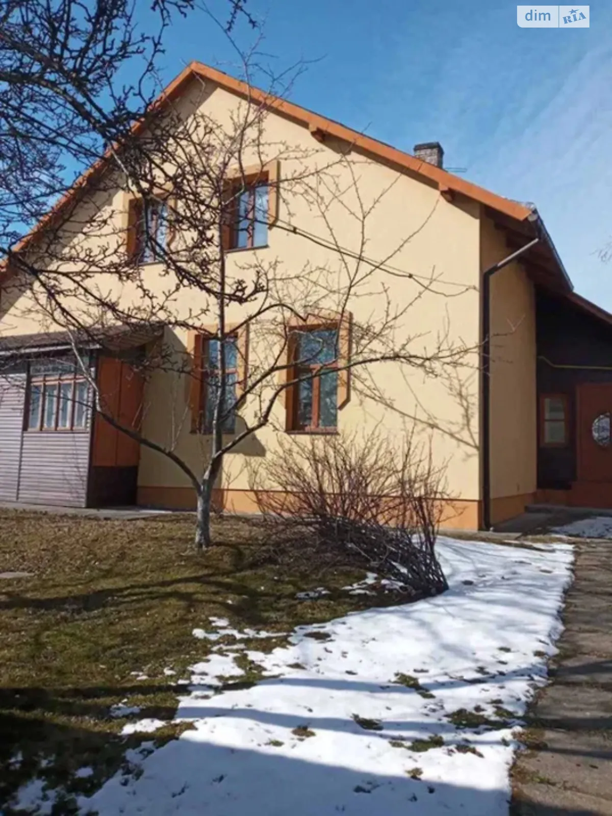 Продается дом на 2 этажа 200 кв. м с террасой, цена: 45000 $ - фото 1