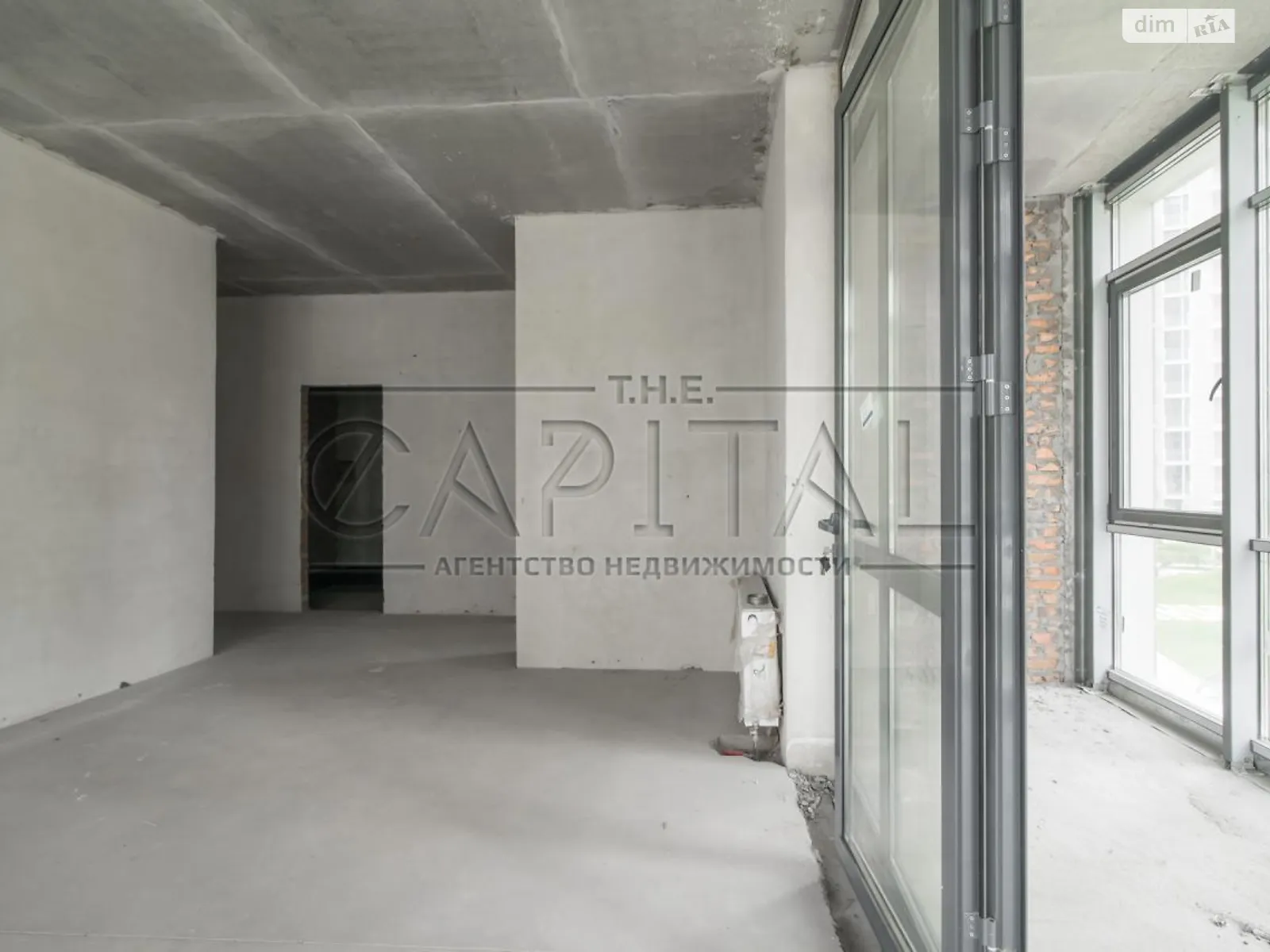 Продается офис 98.5 кв. м в бизнес-центре, цена: 325000 $ - фото 1