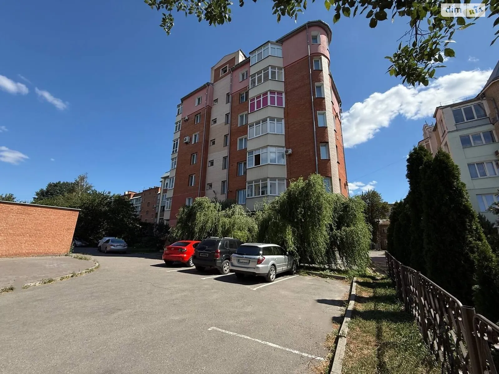 Продается 4-комнатная квартира 149.2 кв. м в Полтаве, ул. Леваневского - фото 1