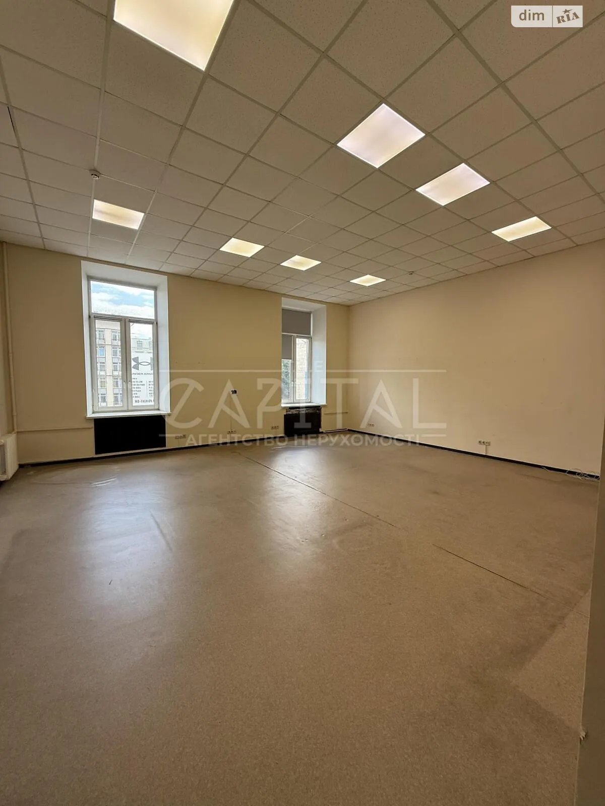 Здається в оренду офіс 275 кв. м в бізнес-центрі, цена: 5300 $ - фото 1