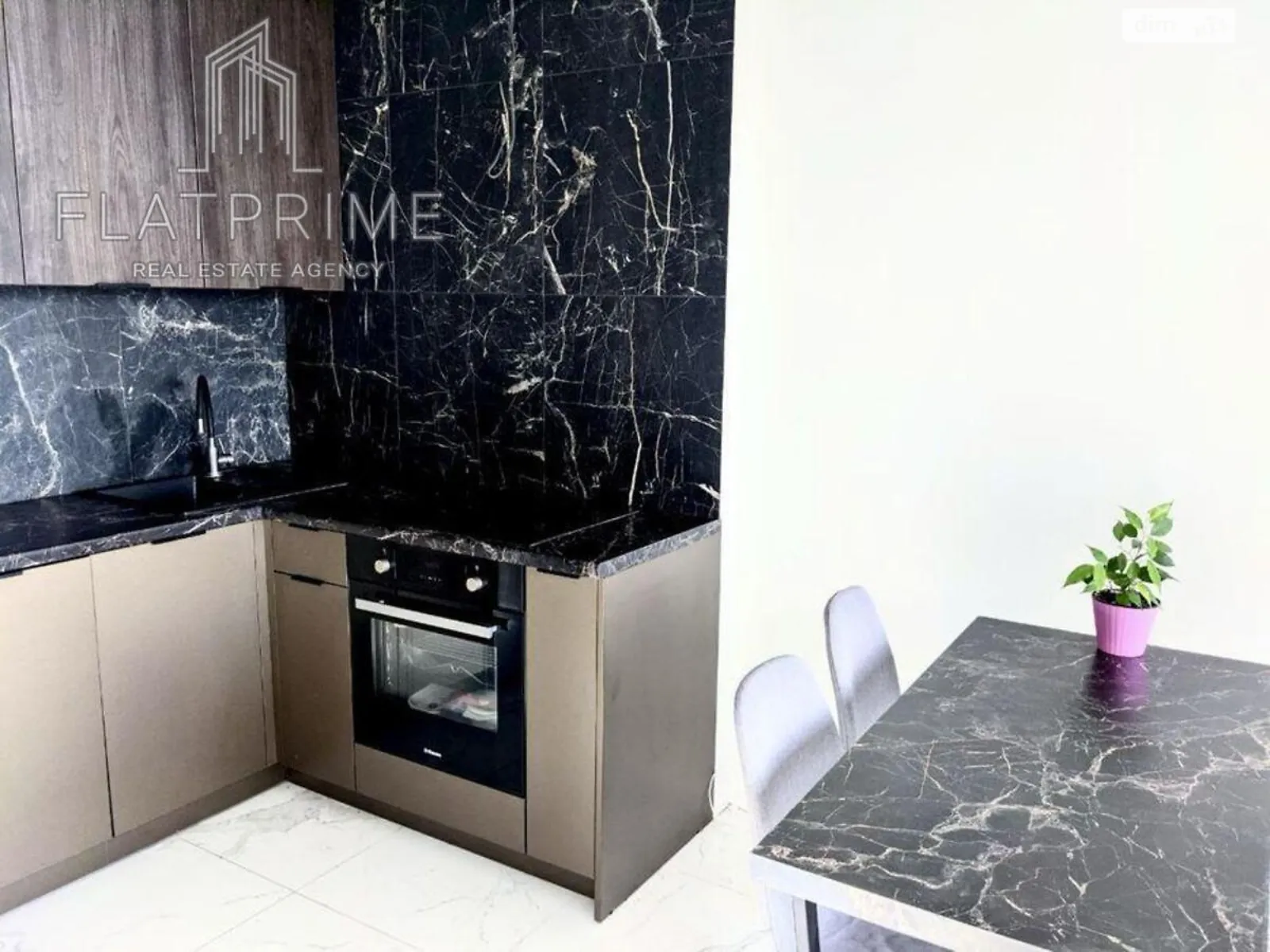 Продается 1-комнатная квартира 40 кв. м в Киеве, ул. Кадетский Гай, 12 - фото 1