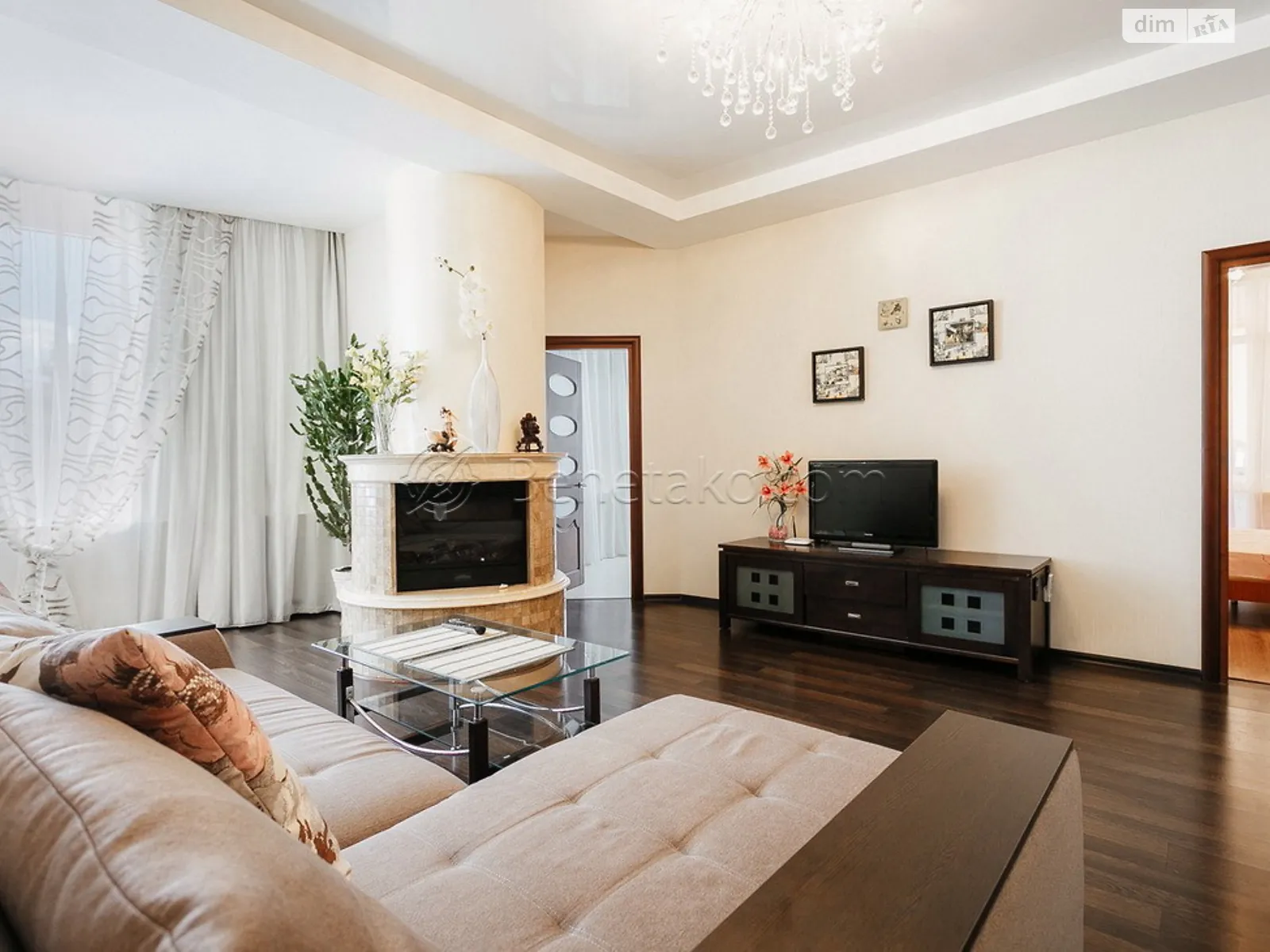 Сдается в аренду 3-комнатная квартира 120 кв. м в Одессе, ул. Генуэзская, 5 - фото 1