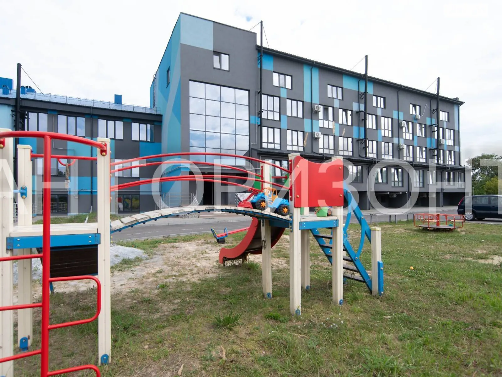 Продается 1-комнатная квартира 46.8 кв. м в Ровно, ул. Киевская, 108 - фото 1