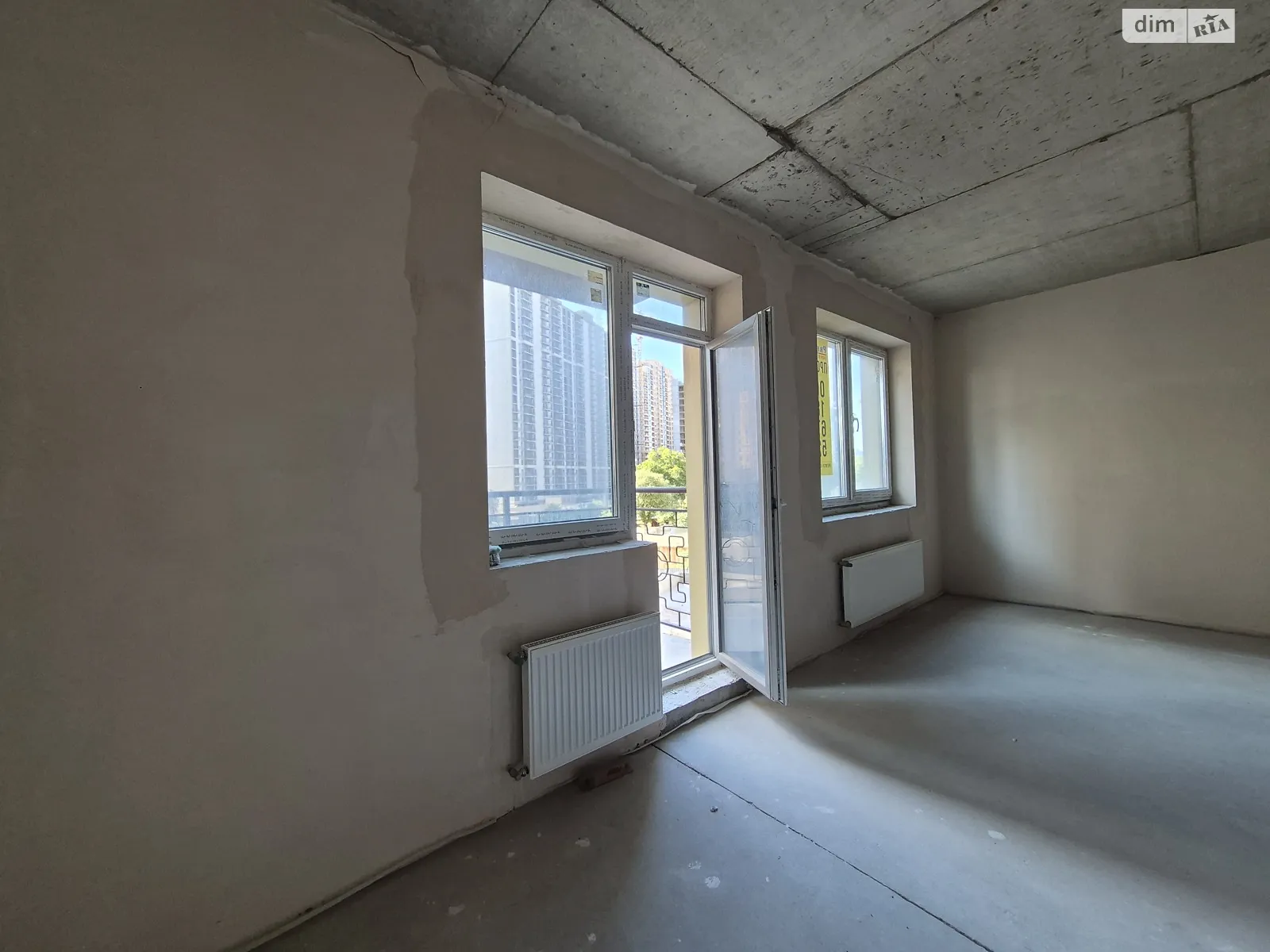 Продается 1-комнатная квартира 45 кв. м в Одессе, ул. Генуэзская - фото 1