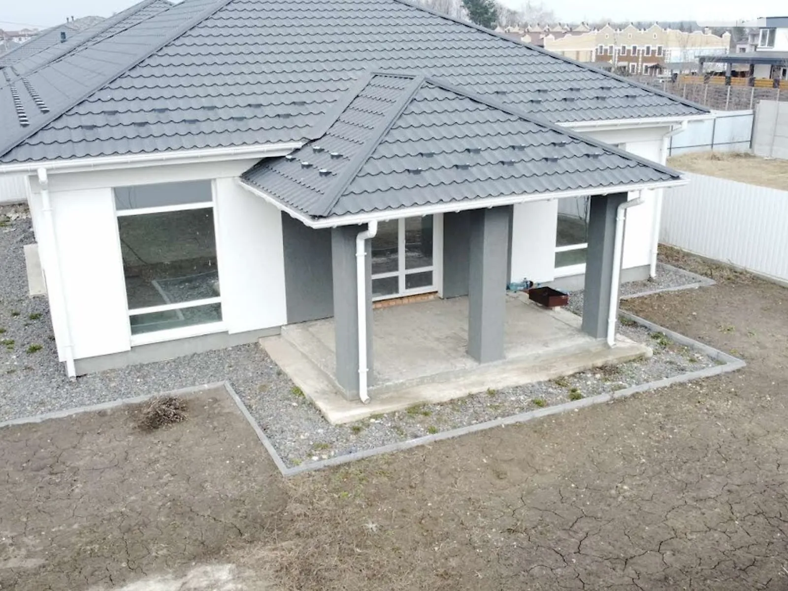 Продается одноэтажный дом 125 кв. м с камином, цена: 104000 $ - фото 1