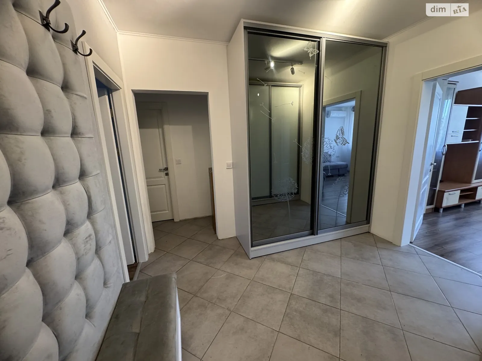 Здається в оренду 2-кімнатна квартира 57 кв. м у Ужгороді, цена: 500 $ - фото 1
