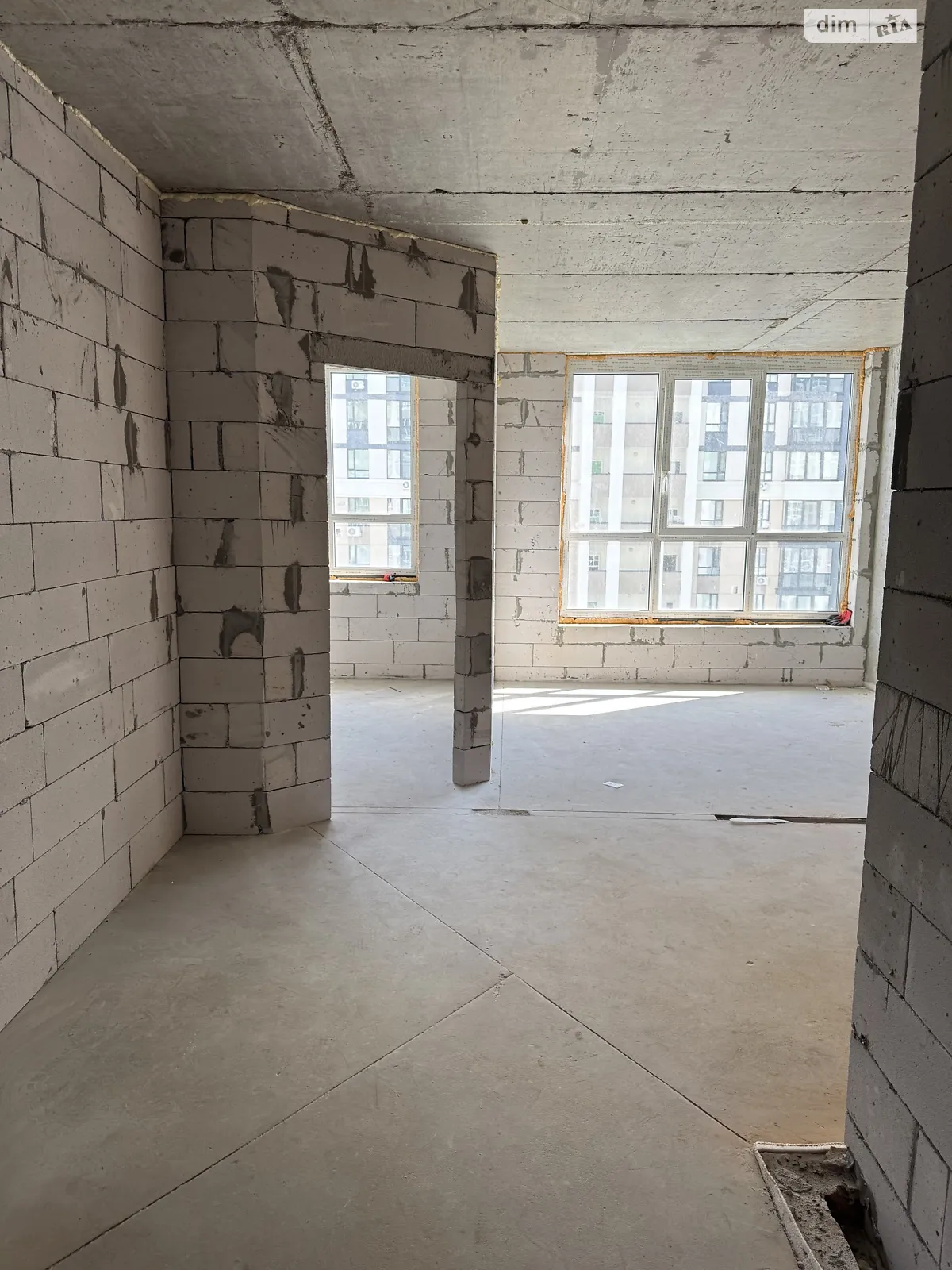 Продается 1-комнатная квартира 46 кв. м в Ирпене, ул. Университетская(Карла Маркса), 3/14 - фото 1