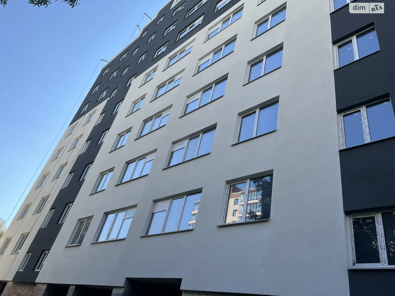 Продается 2-комнатная квартира 75 кв. м в Виннице, ул. Ляли Ратушной - фото 1