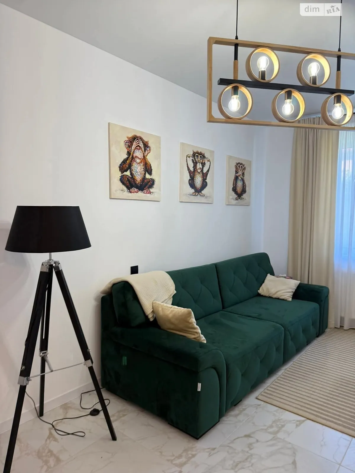 Продается 3-комнатная квартира 67.8 кв. м в Кременце, ул. Козубского, 5 - фото 1