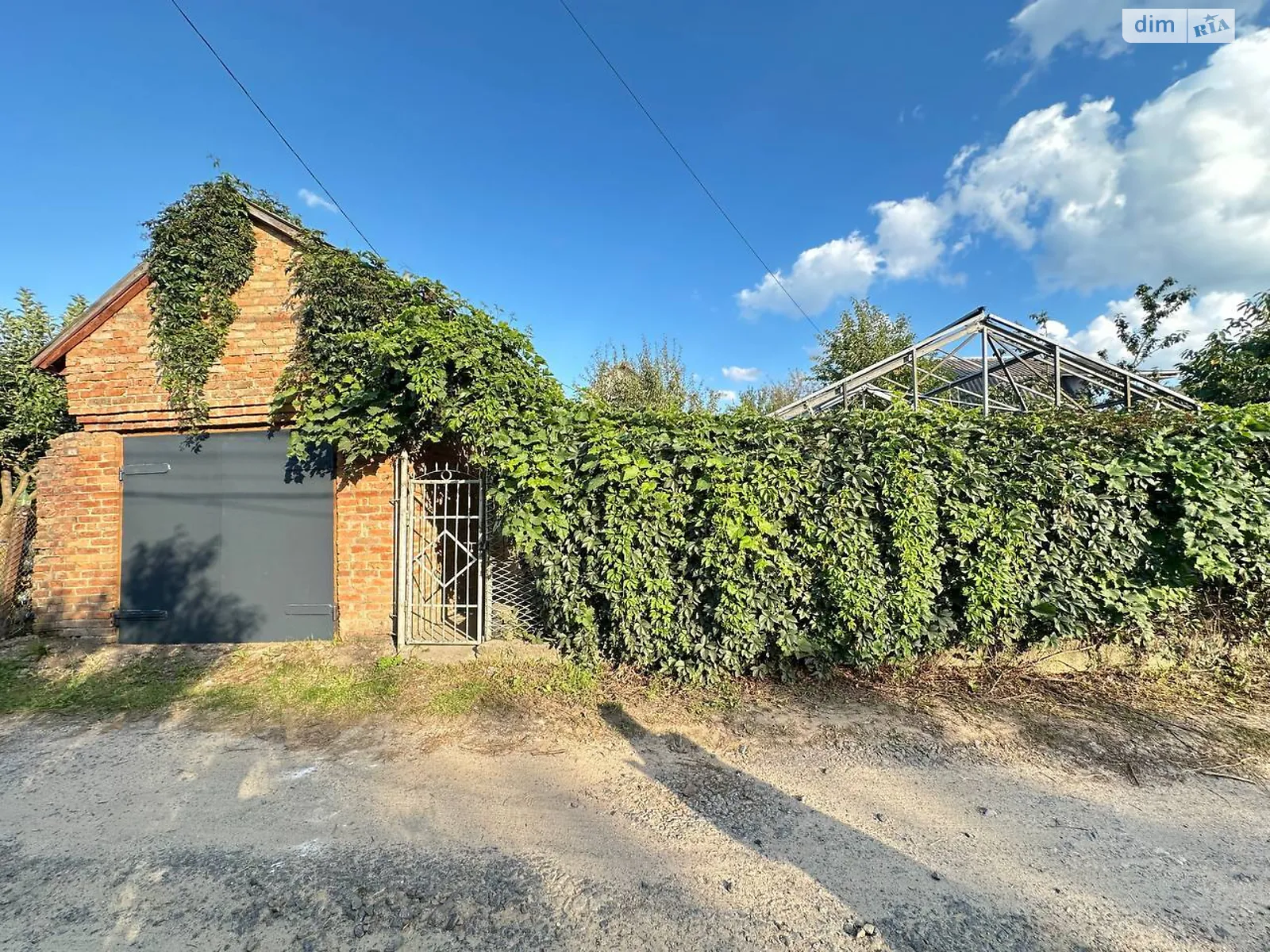 Продается дом на 2 этажа 47 кв. м с верандой, цена: 44000 $ - фото 1