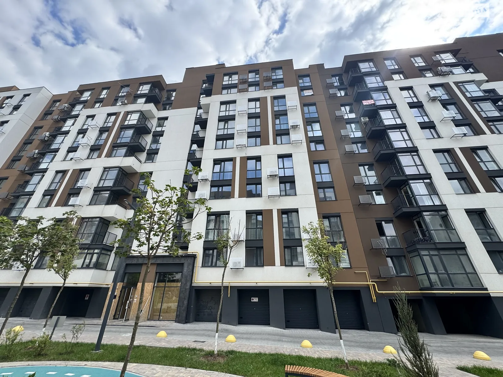 Продается 1-комнатная квартира 48 кв. м в Виннице, ул. Праведников мира(Максимовича), 21Г - фото 1