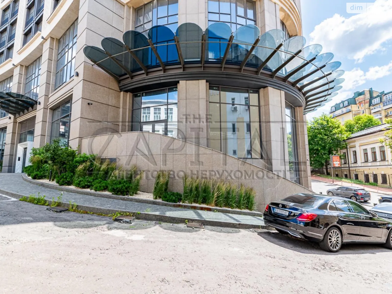 Здається в оренду приміщення вільного призначення 312.6 кв. м в 14-поверховій будівлі, цена: 10000 $ - фото 1