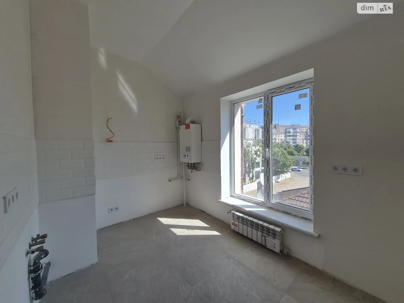 Продается 1-комнатная квартира 36.8 кв. м в Одессе, ул. Тульская - фото 1