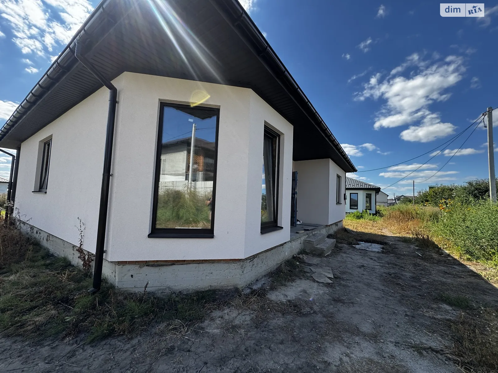 Продается одноэтажный дом 110 кв. м с камином, цена: 70000 $ - фото 1