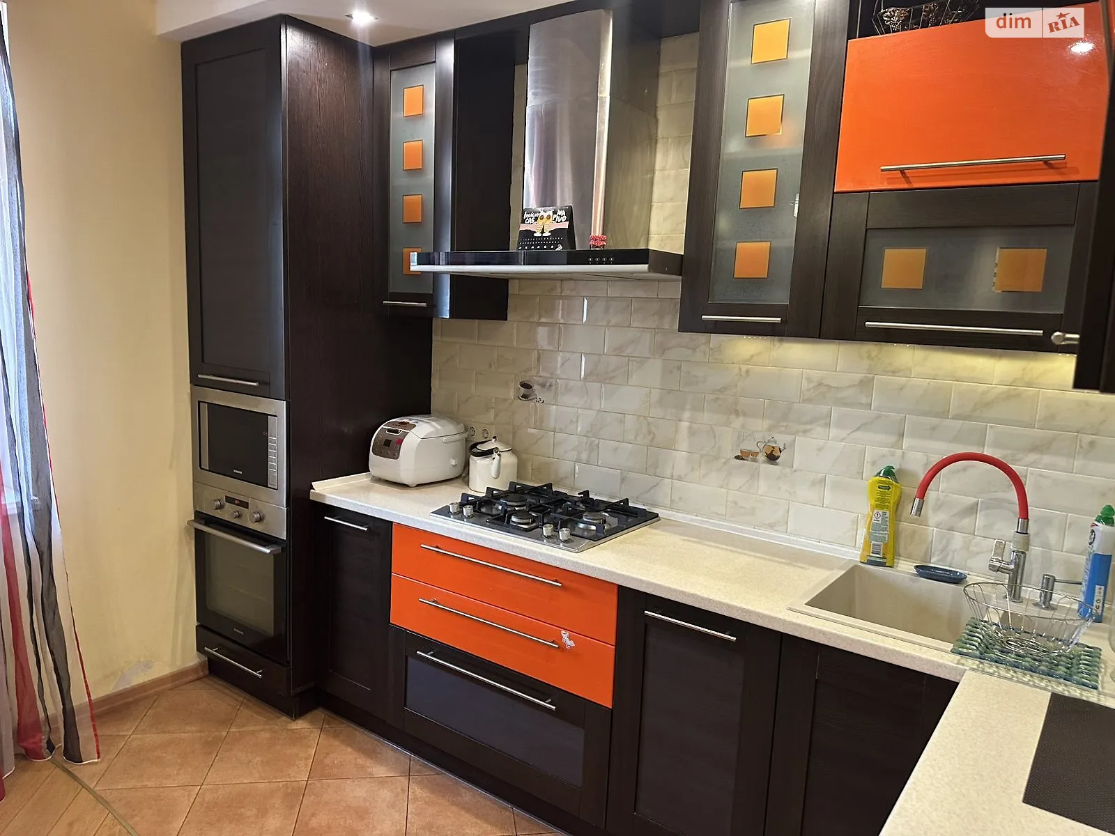 Продается 2-комнатная квартира 73.2 кв. м в Ужгороде, ул. Гленца, 16 - фото 1