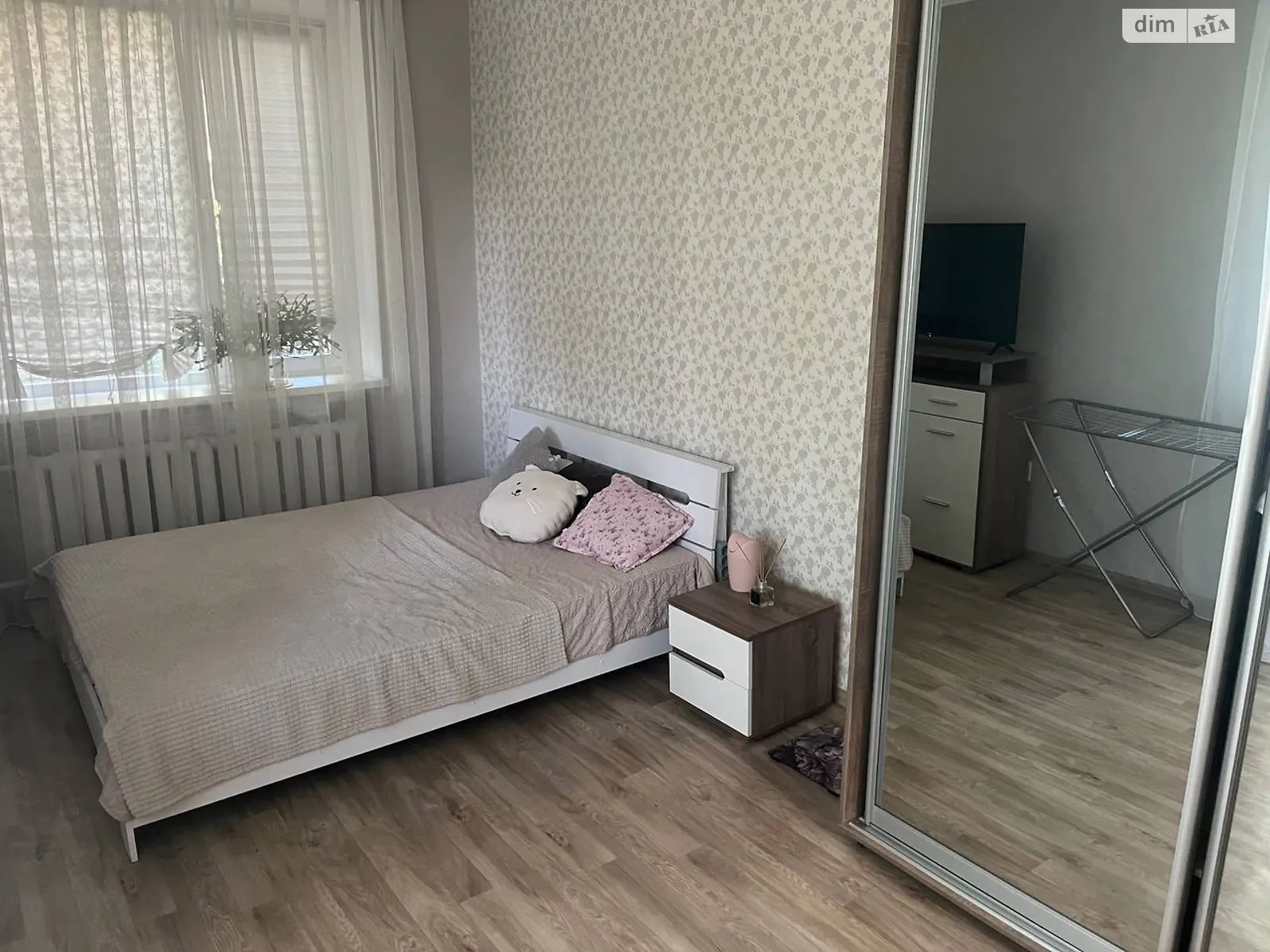 Продается 2-комнатная квартира 55 кв. м в Днепре, пл. Успенская, 7 - фото 1
