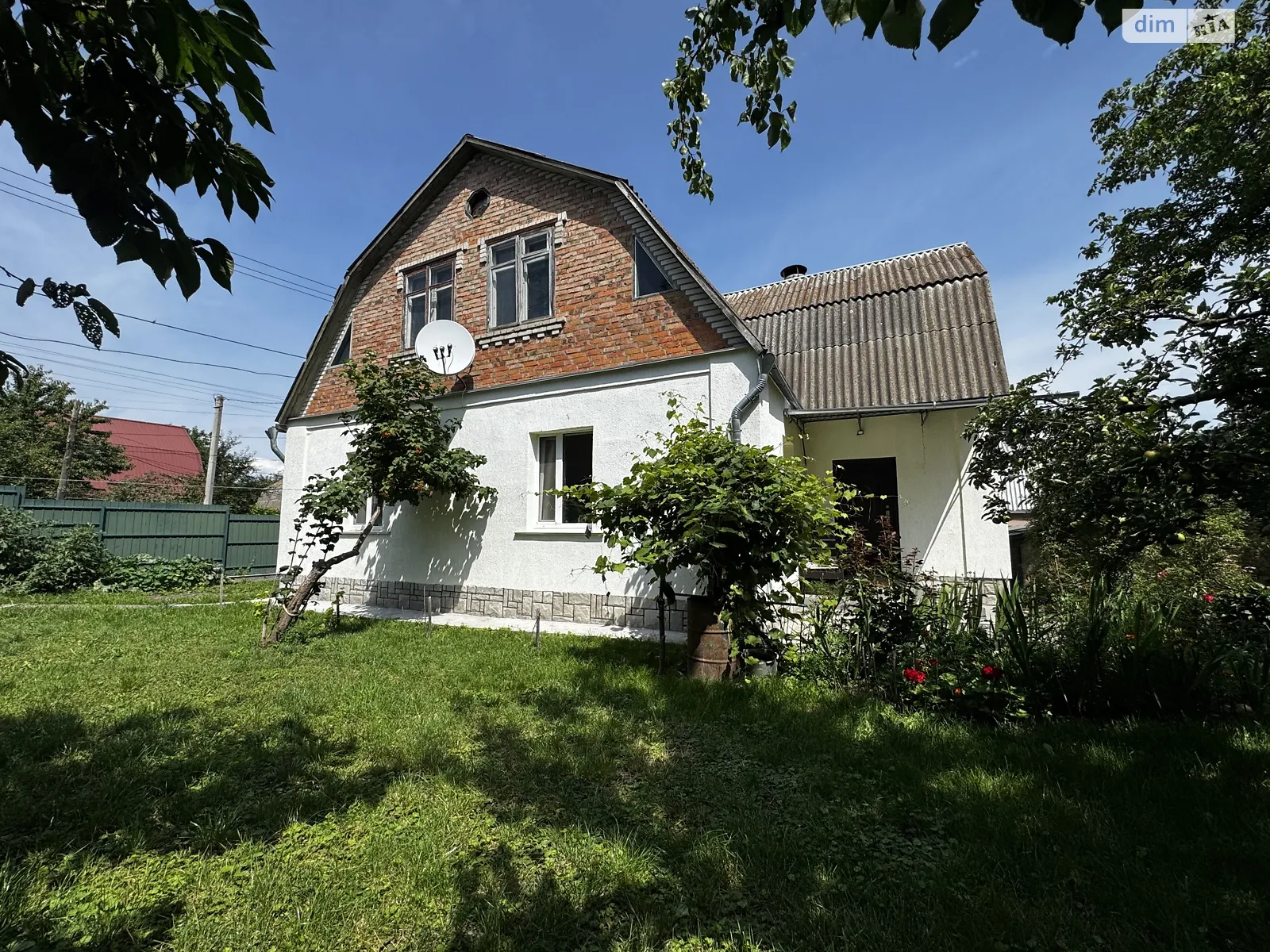 Продается дом на 2 этажа 82.5 кв. м с балконом, цена: 159999 $ - фото 1