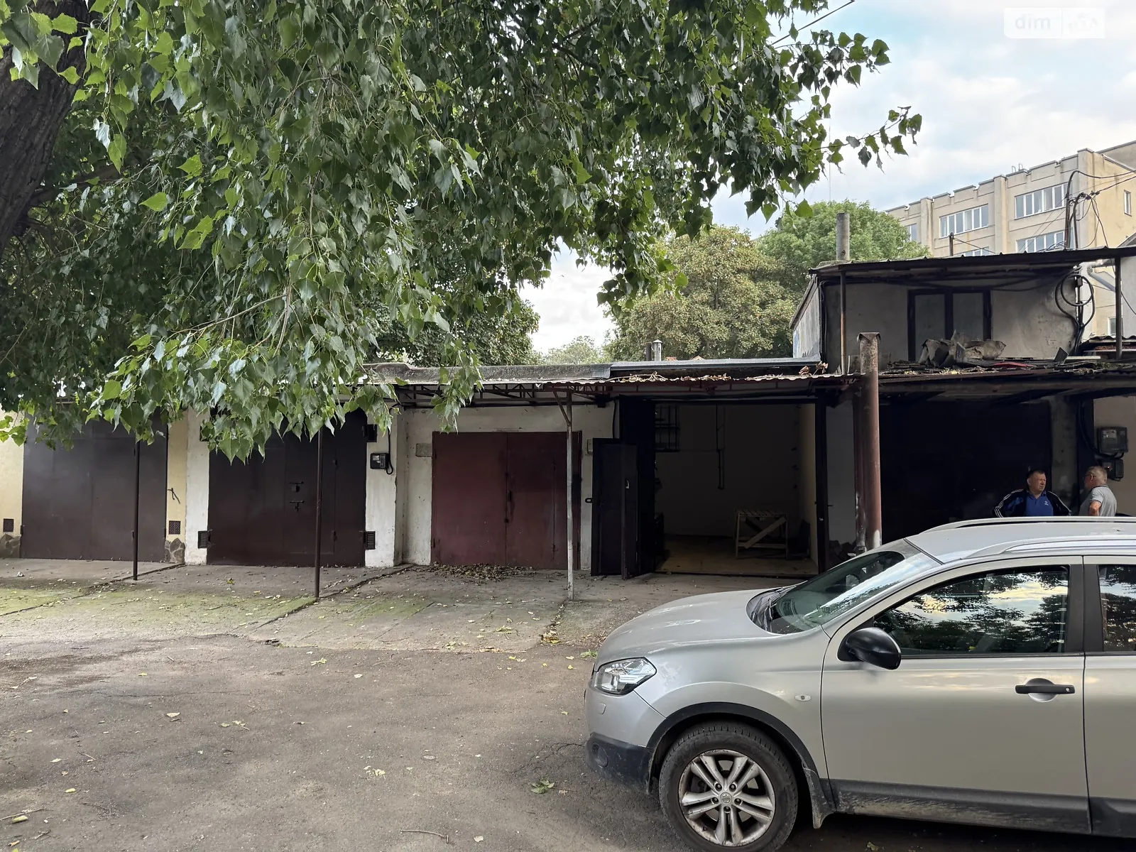Продается отдельно стоящий гараж под бус на 21 кв. м, цена: 18000 $ - фото 1