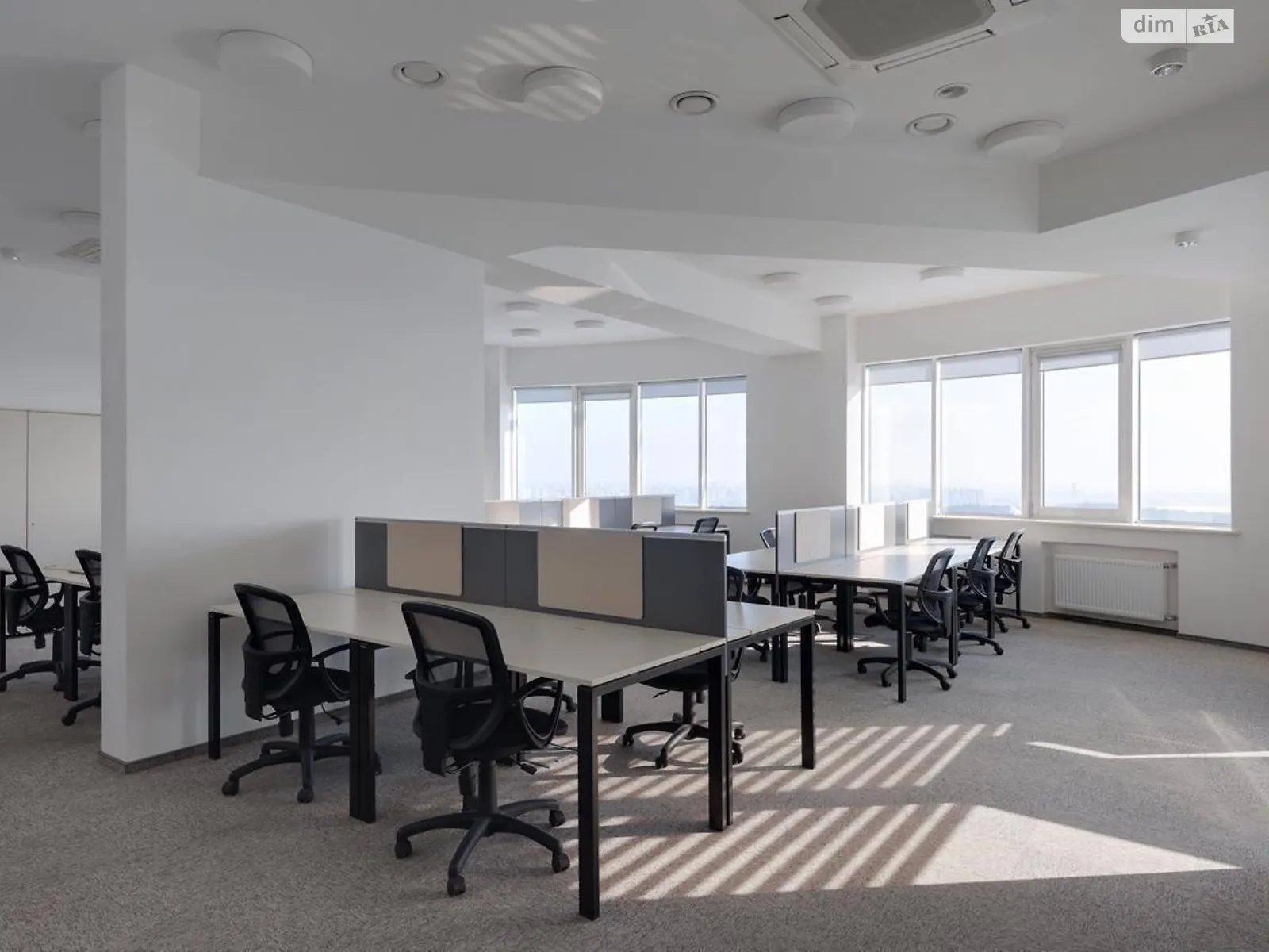 Сдается в аренду офис 1500 кв. м в бизнес-центре, цена: 28000 $ - фото 1