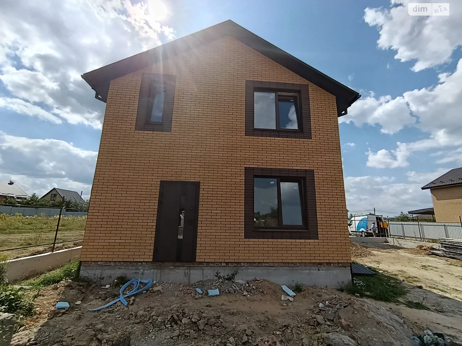 Продается дом на 2 этажа 110 кв. м с террасой, цена: 89000 $ - фото 1