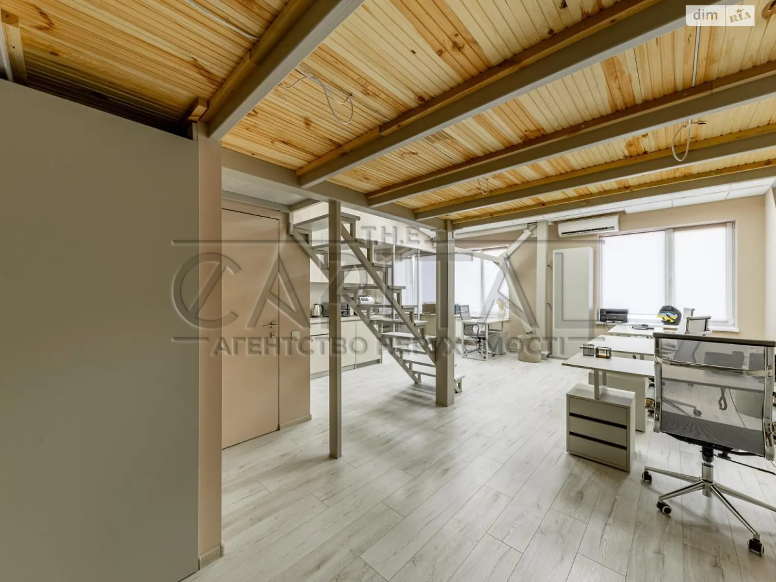 Сдается в аренду офис 73 кв. м в бизнес-центре, цена: 1200 $ - фото 1
