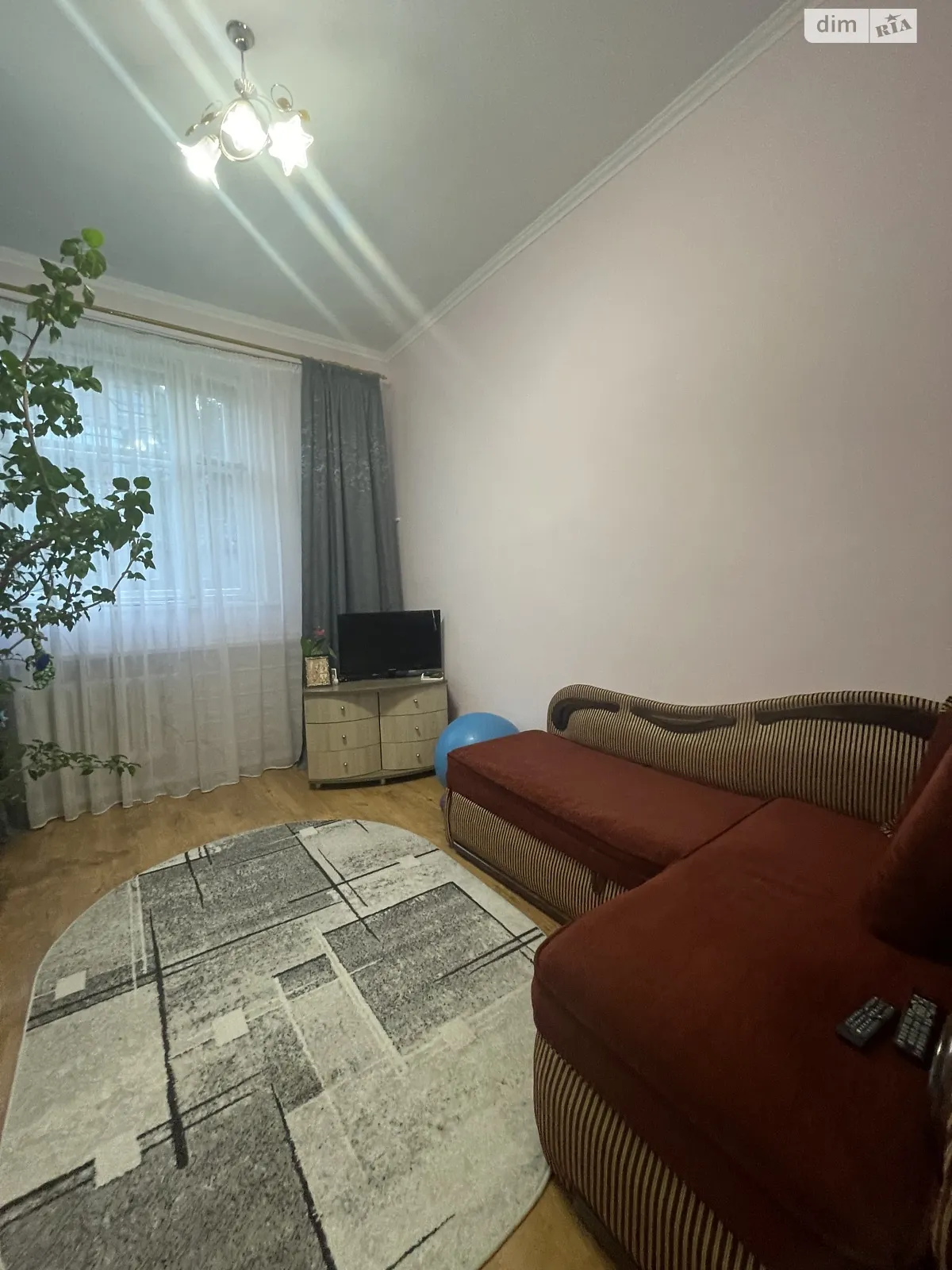 2-комнатная квартира 56 кв. м в Тернополе, ул. Карпенко - фото 1