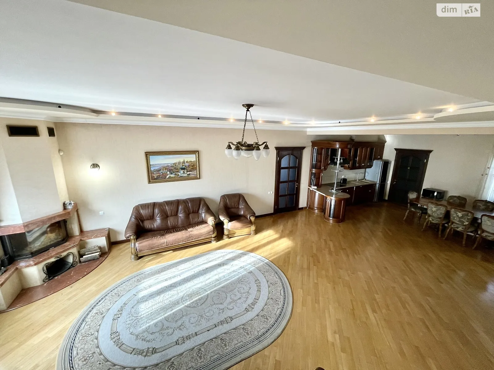 Сдается в аренду дом на 2 этажа 310 кв. м с мебелью, цена: 1499 $ - фото 1
